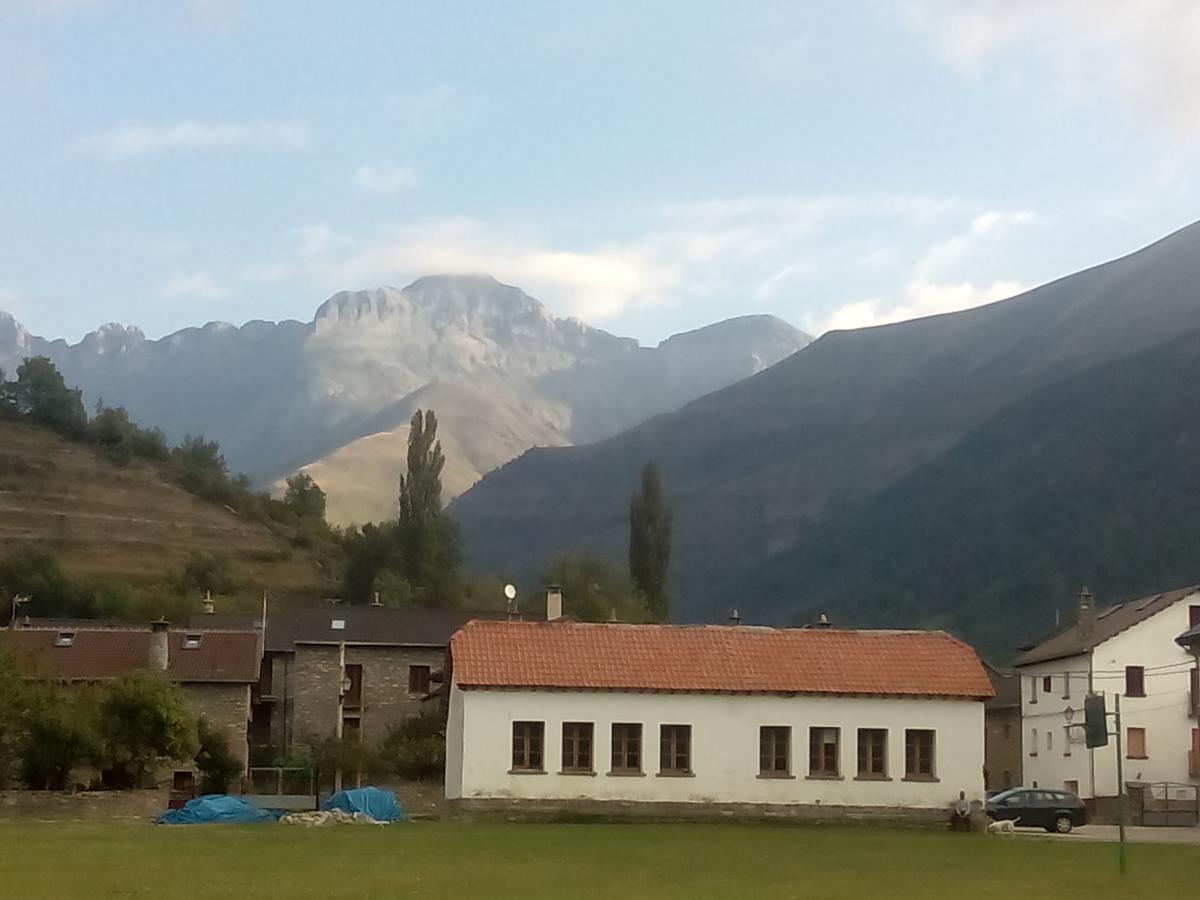 Albergue El Ultimo Bucardo Linás de Broto 외부 사진